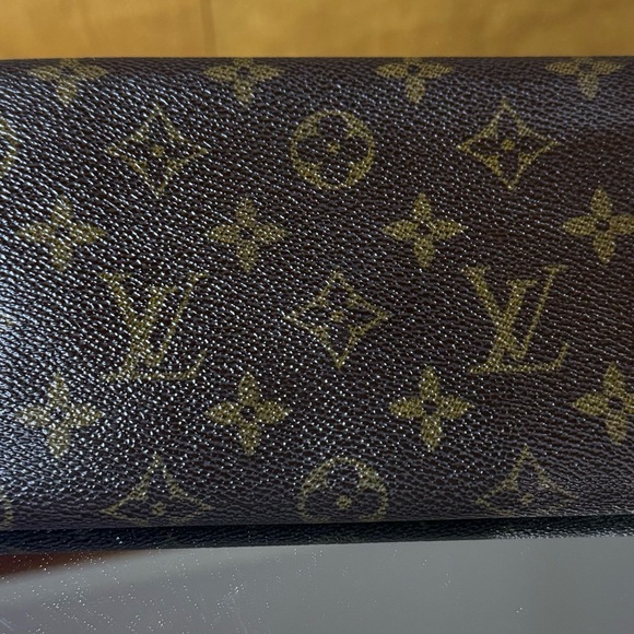 Louis Vuitton Porte Tresor International Long Trifold Wallet - Picture 12 of 12
